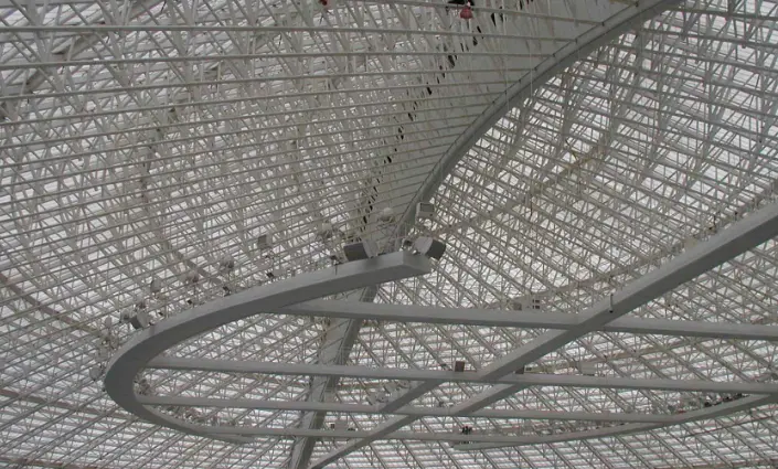 浅谈网架加工对钢材的质量的细节要求